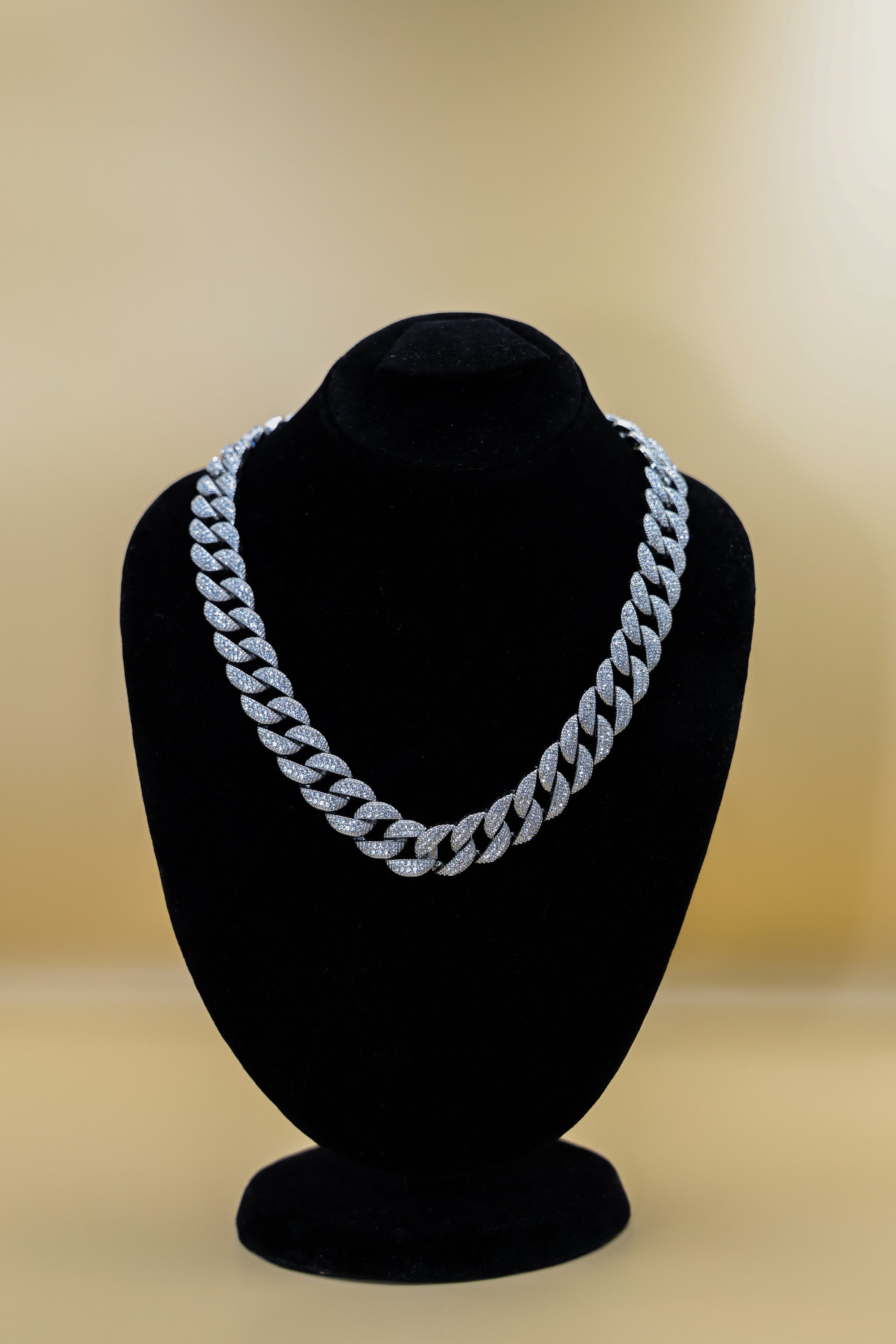 Anna Necklace