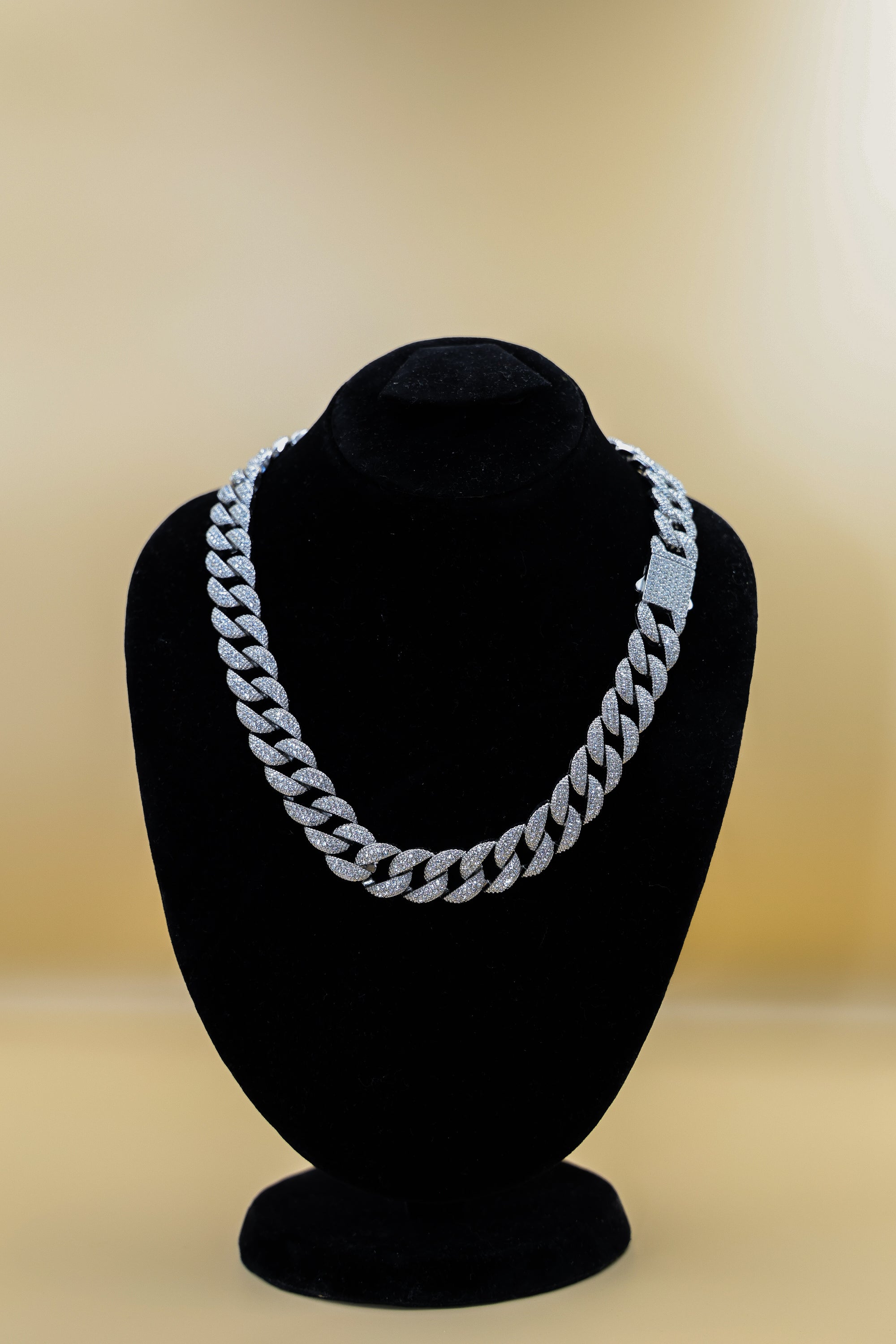 Anna Necklace