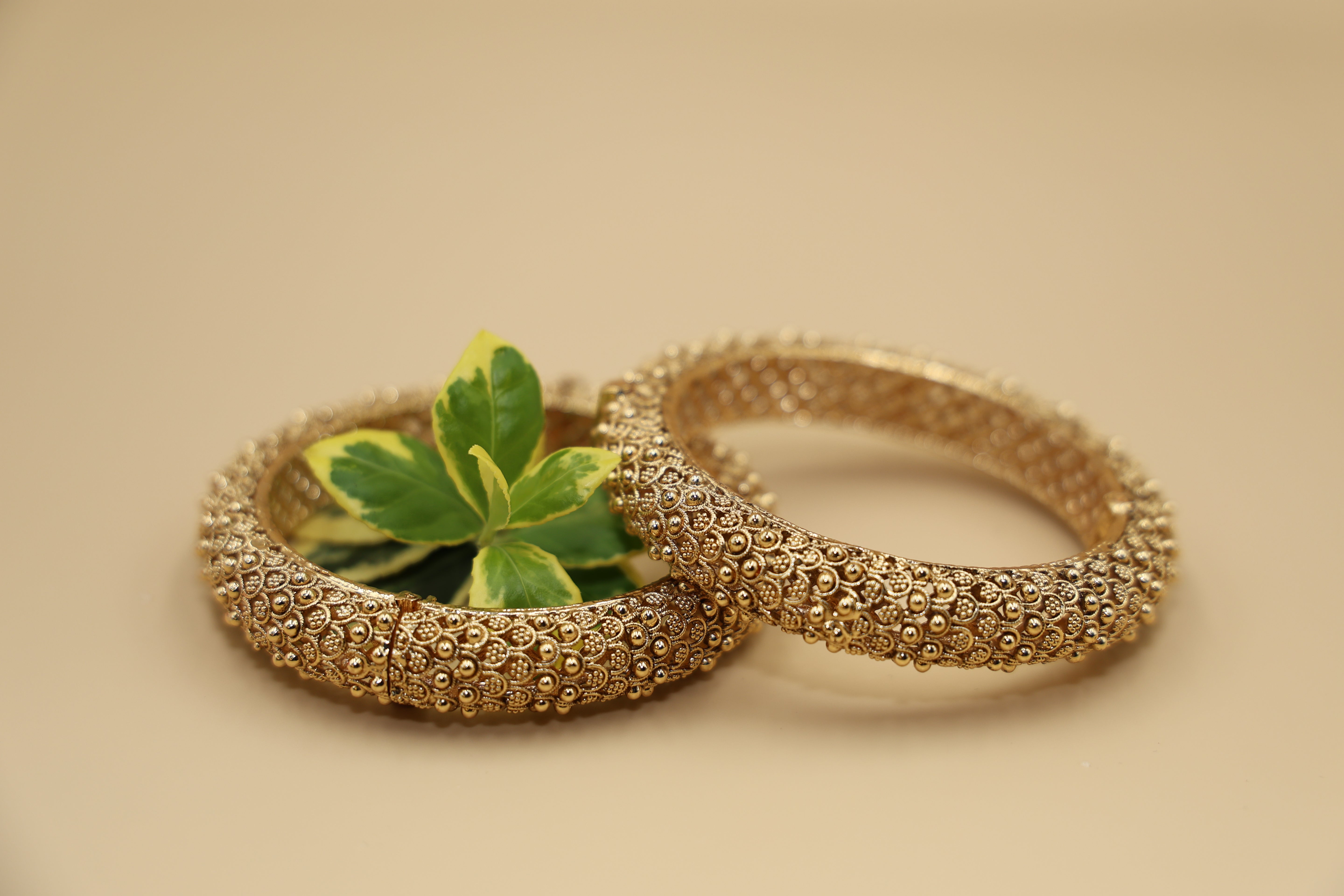 Bangles Pair 24 CRT Goldplated