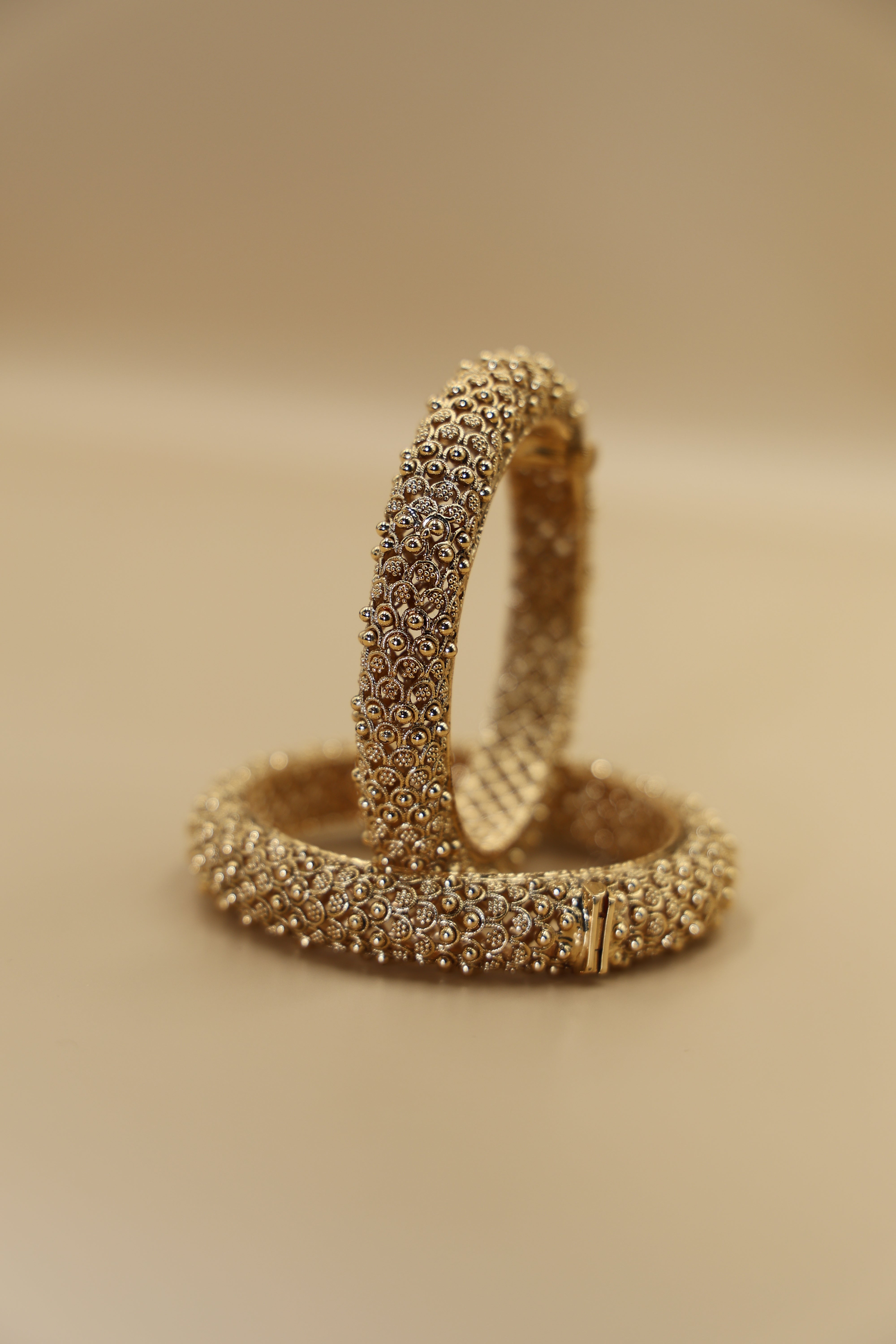Bangles Pair 24 CRT Goldplated