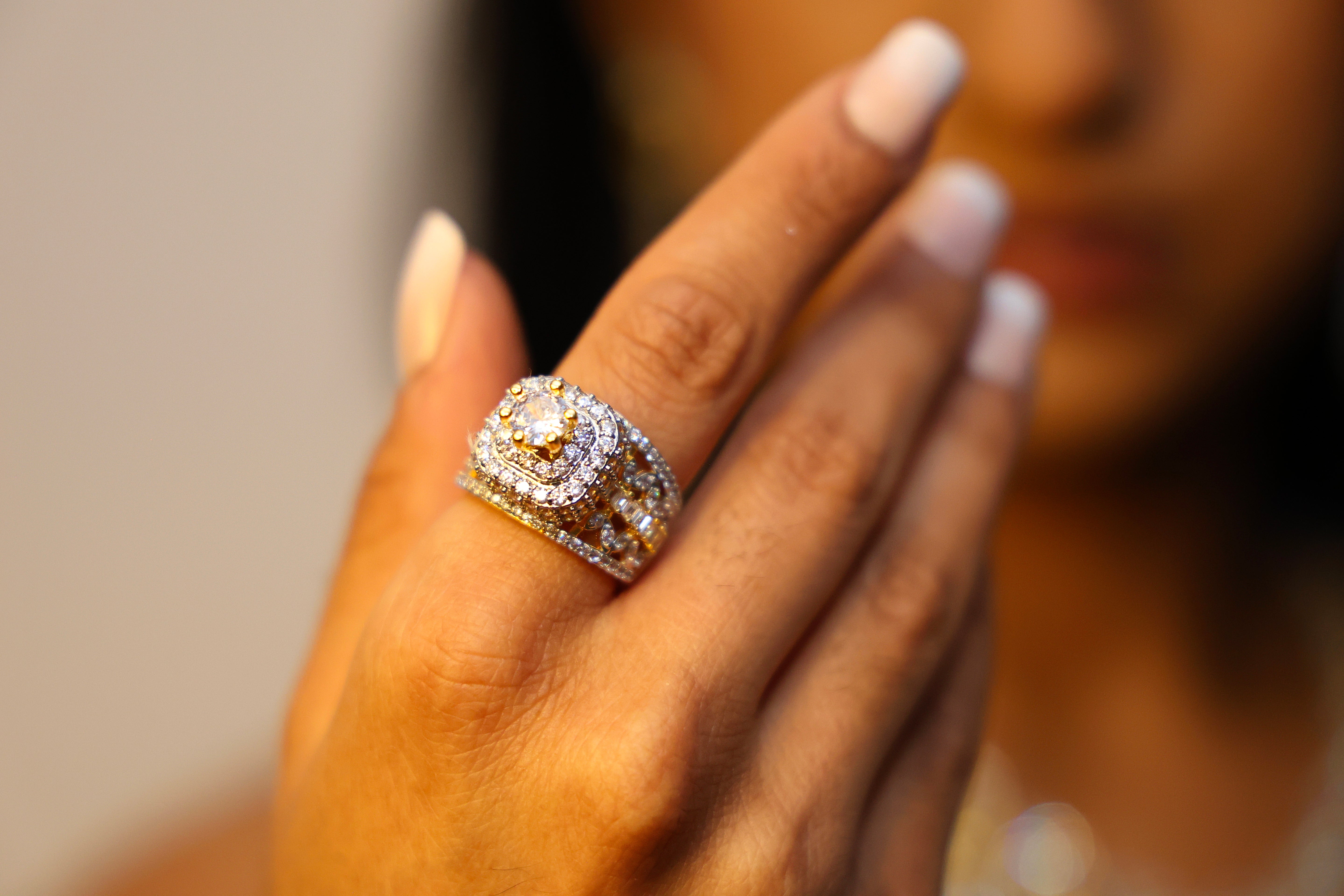 Nora Ring