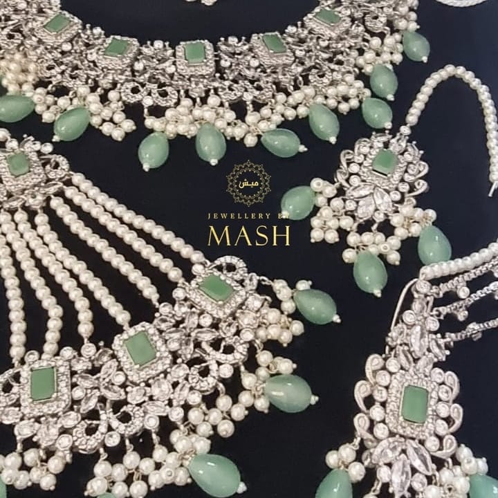 Mehr Bridal Set