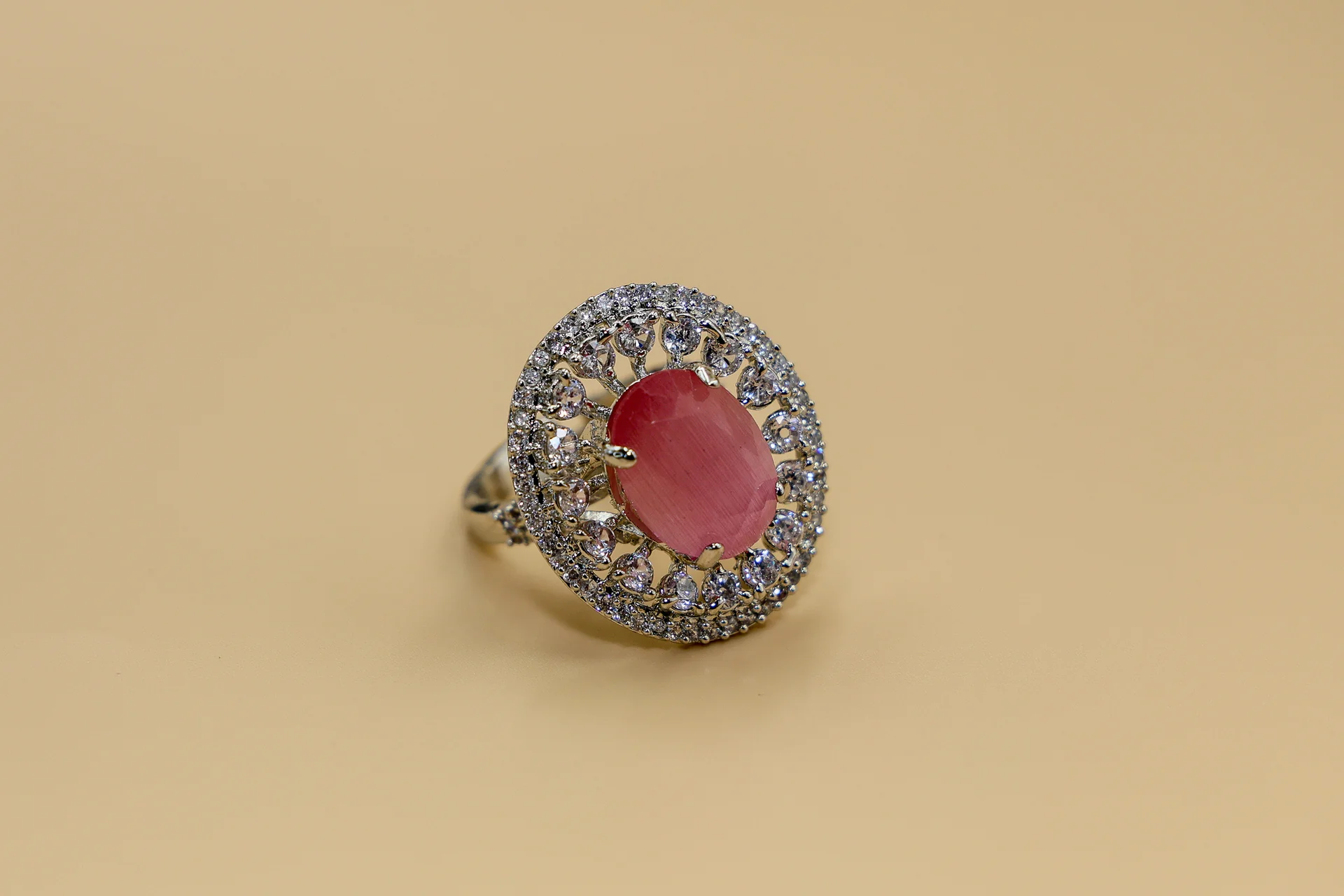 Timeless Elegance: The Beauty of Pakistani Rings in Modern Jewelry