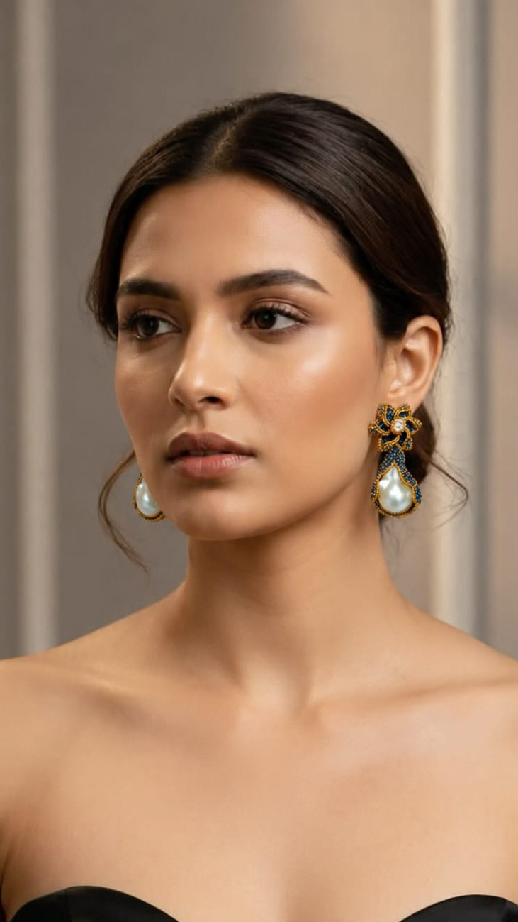 Amora Earrings