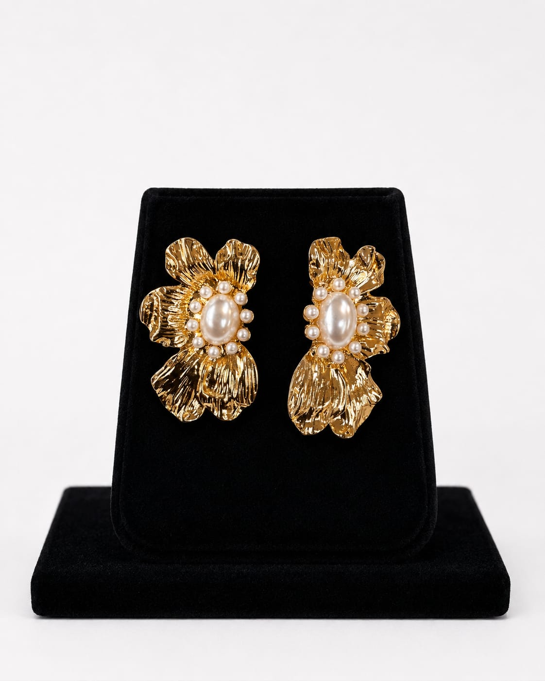 Lyla Earrings