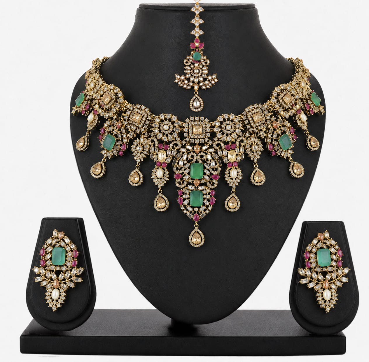 Eeshal Bridal Set